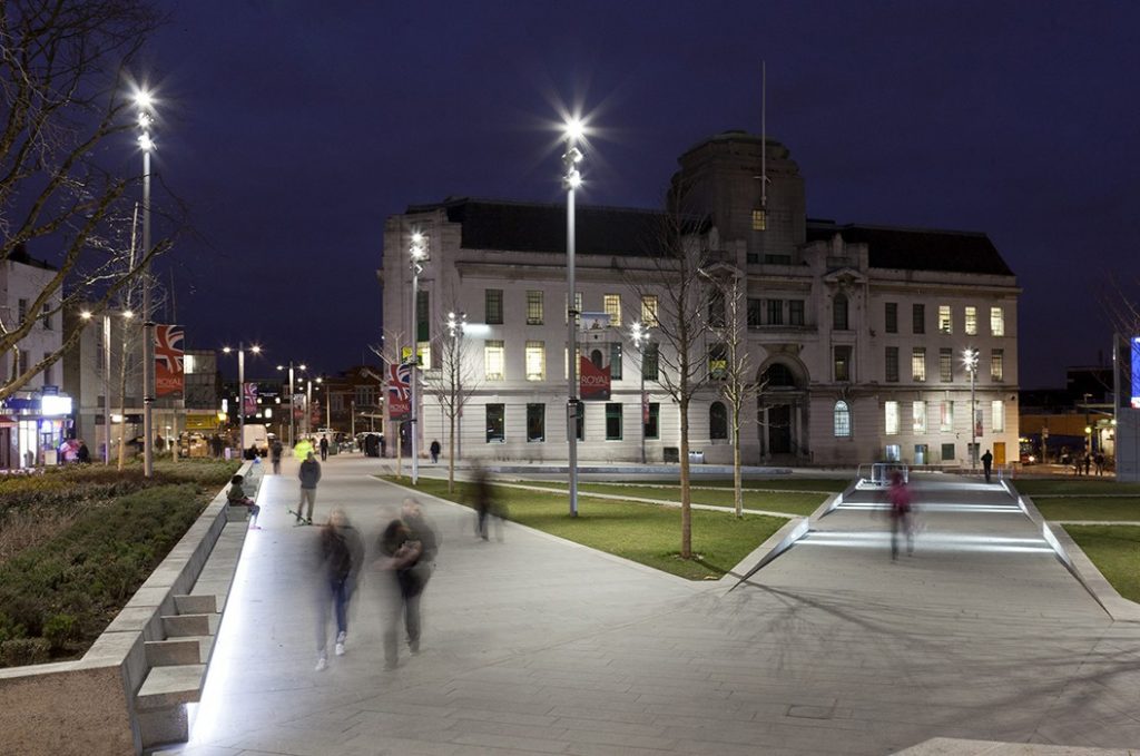 public realm lighting: Woolwich Square