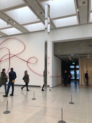 The Acrylic Column by Robert Irwin at Space Shifters