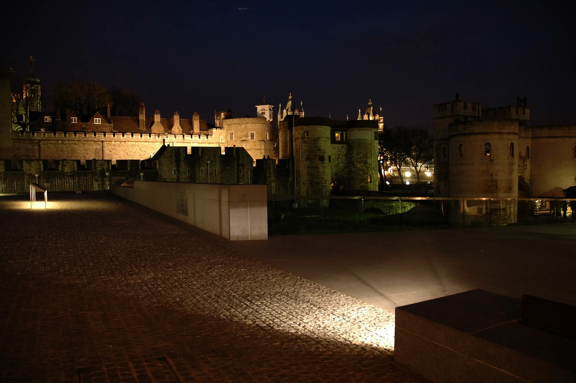 tower of london Tower darkened